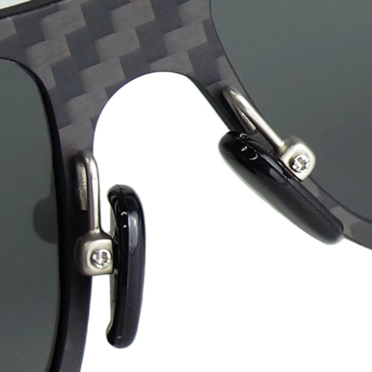 Ultralekkie, unisex, duże okulary przeciwsłoneczne z włókna węglowego Ultralekkie, unisex, duże okulary przeciwsłoneczne z włókna węglowego